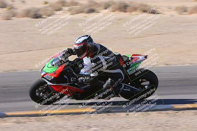 media/Dec-10-2023-SoCal Trackdays (Sun) [[0ce70f5433]]/Turn 9 Inside Set 2 (1115am)/